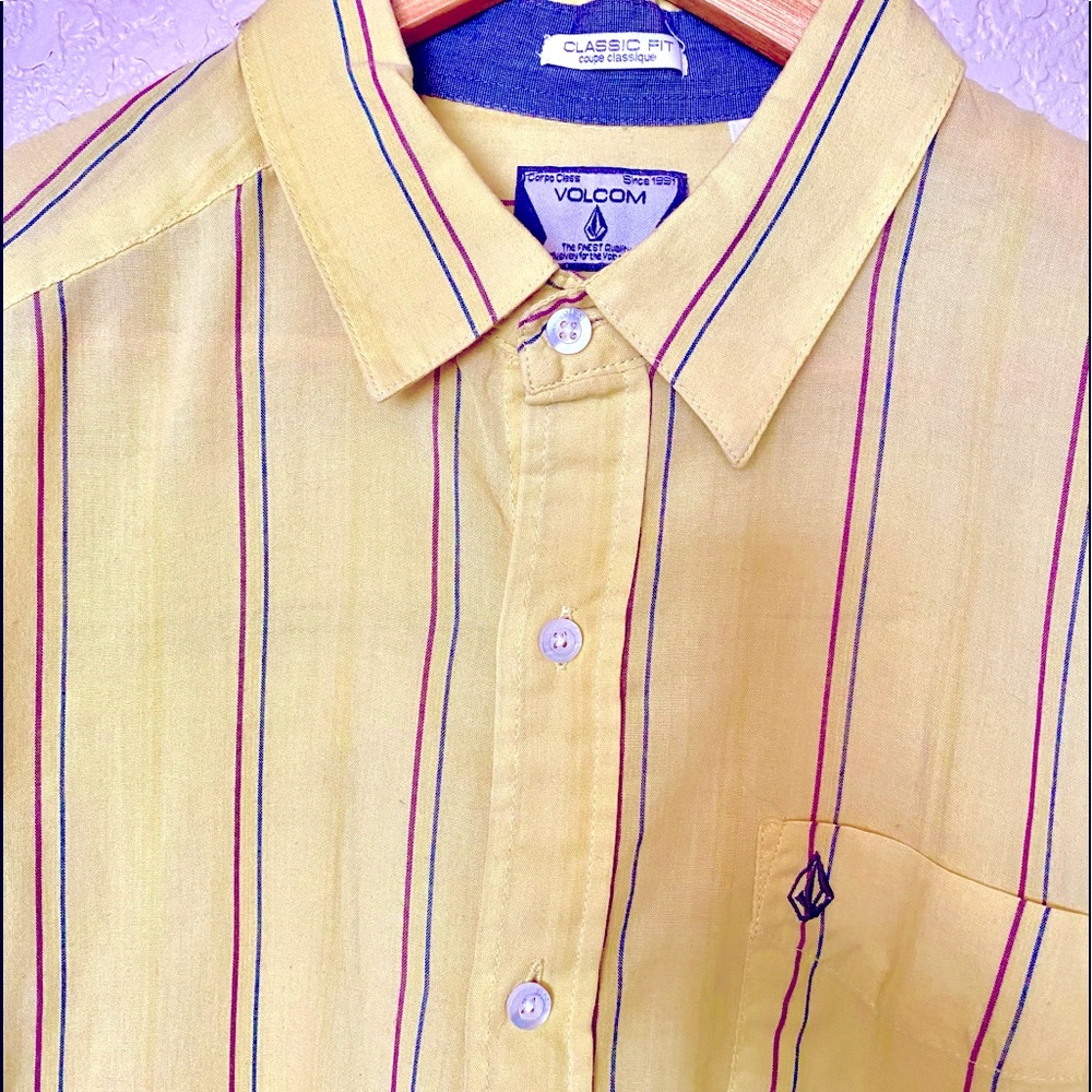 Men’s Vintage Volcom L short sleeve button down
